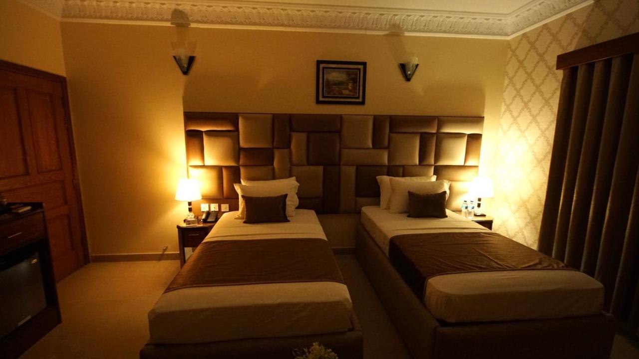 World Inn Hotel 卡拉奇 外观 照片