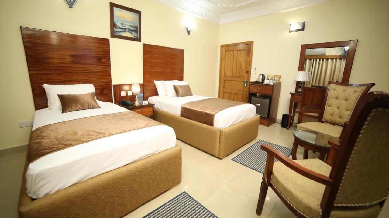 World Inn Hotel 卡拉奇 外观 照片
