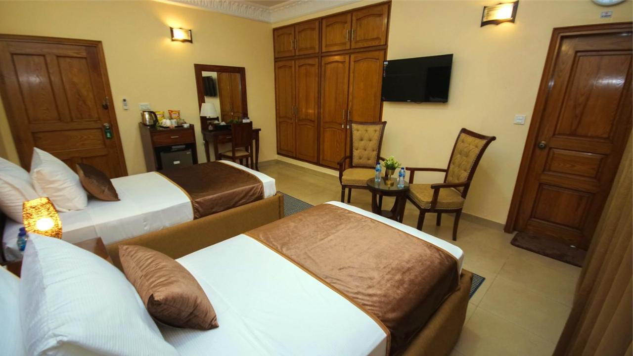World Inn Hotel 卡拉奇 外观 照片