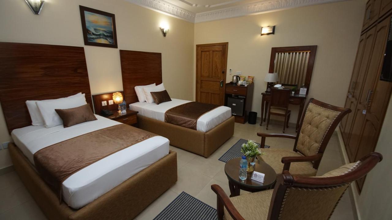 World Inn Hotel 卡拉奇 外观 照片