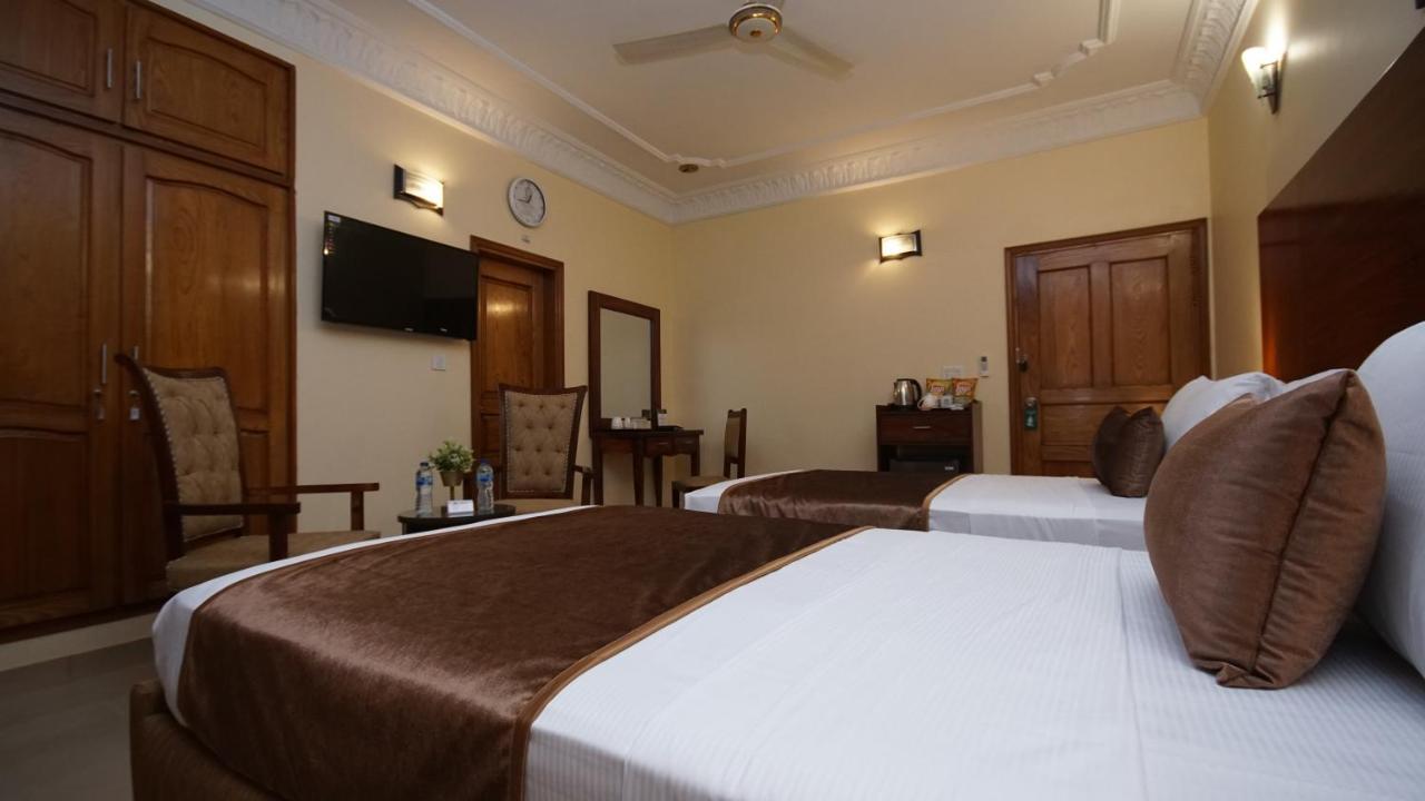 World Inn Hotel 卡拉奇 外观 照片